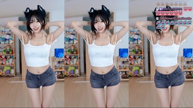Full leaked Sooflower private onlyfans photo