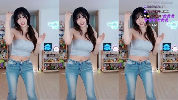Full leaked Sooflower private onlyfans photo
