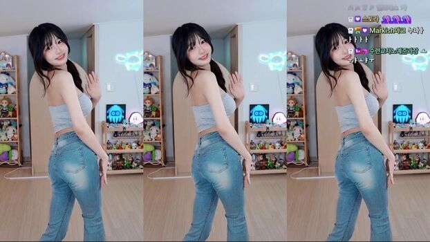 Full leaked Sooflower private onlyfans photo