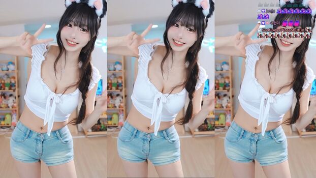 Full leaked Sooflower private onlyfans photo