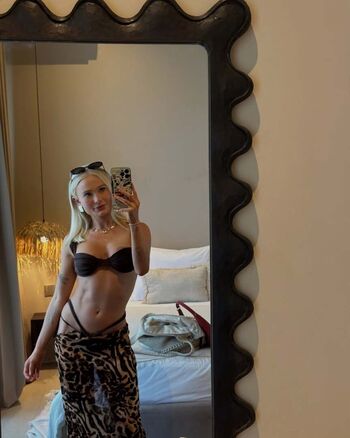 Full leaked Soph treloar private onlyfans photo