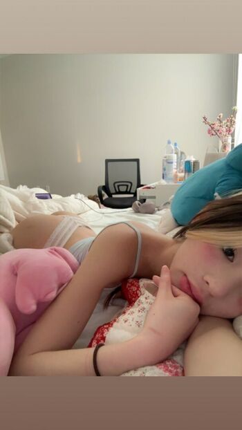 Full leaked Soph private onlyfans photo