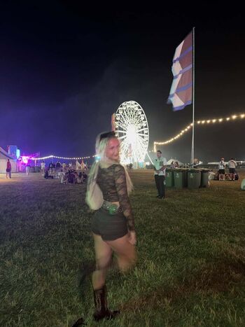 Full leaked Sophbeatrice private onlyfans photo