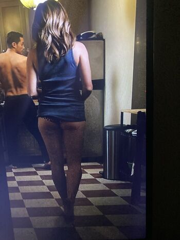 Full leaked Sophia bush private onlyfans photo