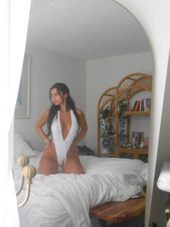 Full leaked Sophia chugranis private onlyfans photo