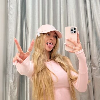 Full leaked Sophia diamond private onlyfans photo