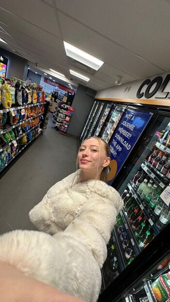 Full leaked Sophia diamond page private onlyfans photo