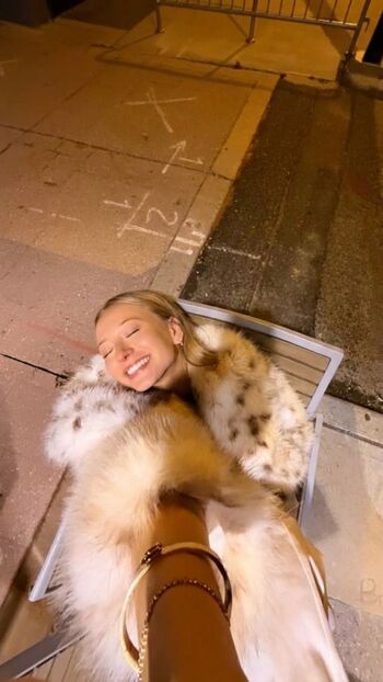 Full leaked Sophia diamond private onlyfans photo