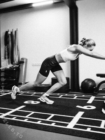 Full leaked Sophia flrsch private onlyfans photo