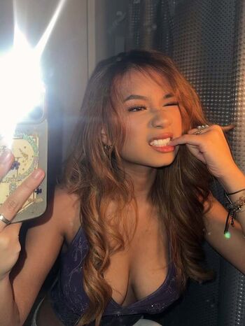 Full leaked Sophia hipolito private onlyfans photo