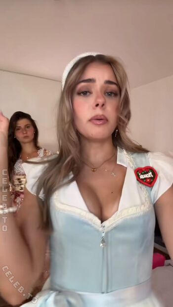 Sophia_xs