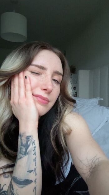 Full leaked Sophie burrell private onlyfans photo