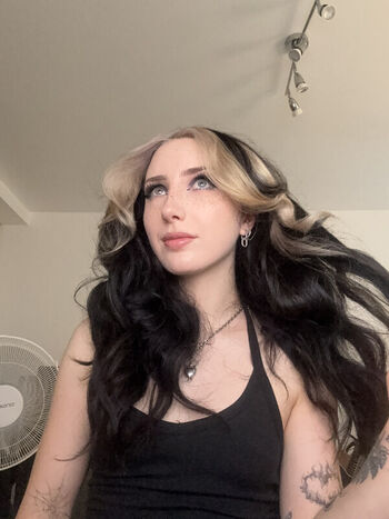 Full leaked Sophie burrell private onlyfans photo