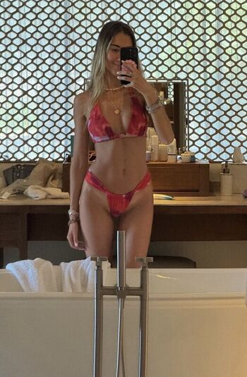 Full leaked Sophie habboo private onlyfans photo