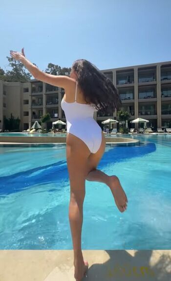 Full leaked Sophie hesri private onlyfans photo