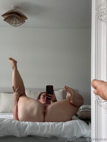 Full leaked Sophie mai private onlyfans photo