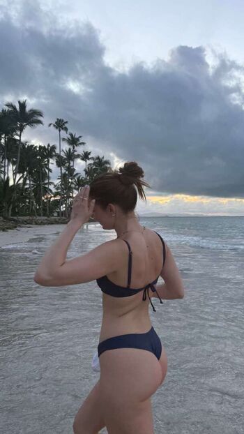 Full leaked Sophie nelisse page private onlyfans photo