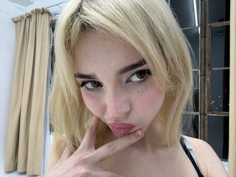 Full leaked Sophie powers page private onlyfans photo