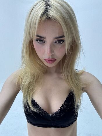 Full leaked Sophie powers page private onlyfans photo