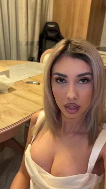 Full leaked Sophie rayne private onlyfans photo