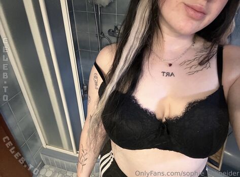 Full leaked Sophie schneider private onlyfans photo