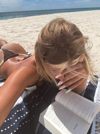 Full leaked Sophie schnr private onlyfans photo