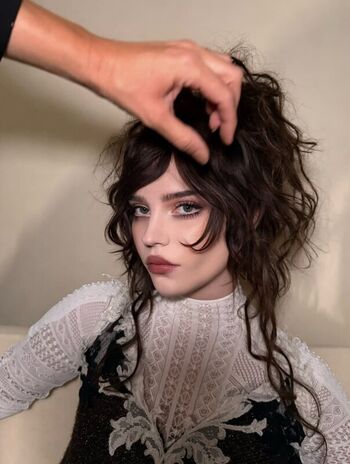 Full leaked Sophie thatcher  page private onlyfans photo