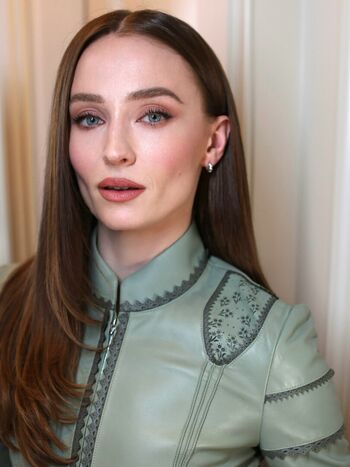 Full leaked Sophie turner private onlyfans photo