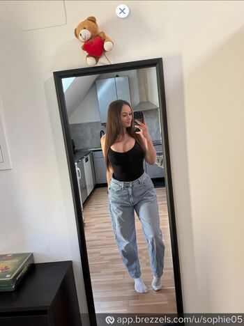 Full leaked Sophie private onlyfans photo