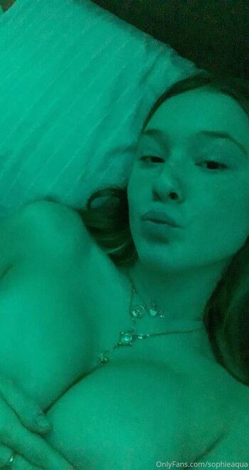 Full leaked Sophieaqua private onlyfans photo