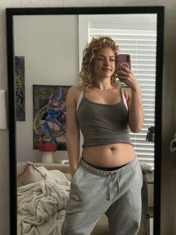 Full leaked Sophiedewy private onlyfans photo