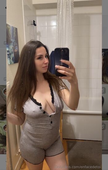 Full leaked Sophieonly private onlyfans photo