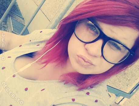 Full leaked Sophieschmande page private onlyfans photo