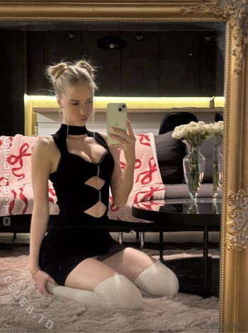 Full leaked Sophiesouth  page private onlyfans photo