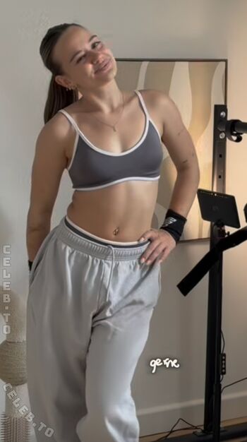 Full leaked Sophiia ugc private onlyfans photo