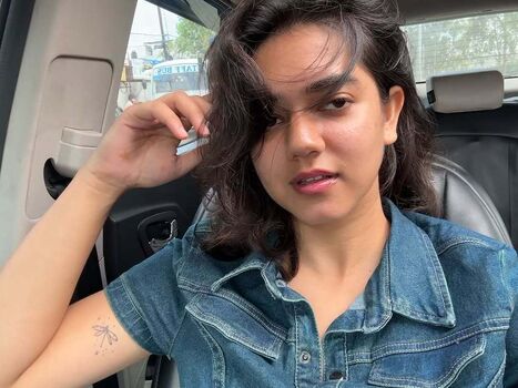 Full leaked Soumya avasthi private onlyfans photo