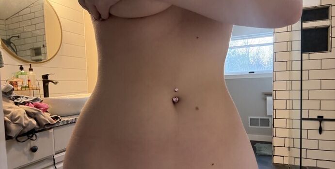 Full leaked Sovlstar private onlyfans photo