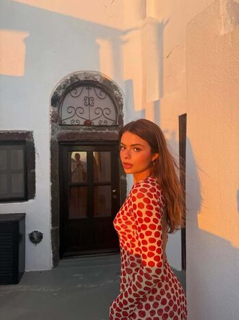 Full leaked Soykarengoncalves private onlyfans photo