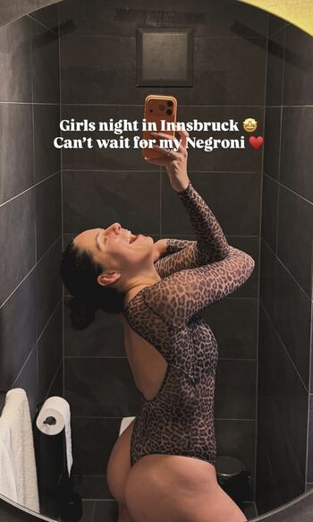 Full leaked Speed skater private onlyfans photo