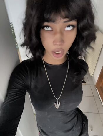 Full leaked Speedy private onlyfans photo