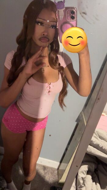 Full leaked Spendforlayla private onlyfans photo
