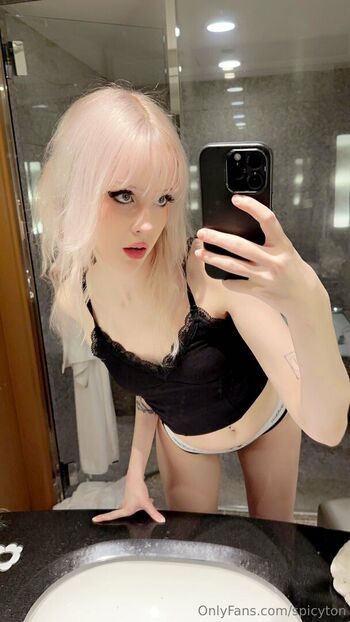 Full leaked Spicytonton private onlyfans photo