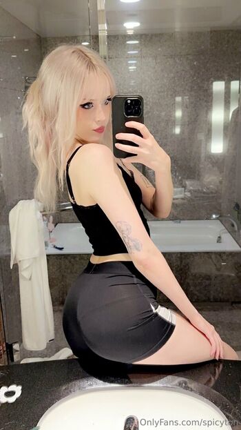 Full leaked Spicytonton private onlyfans photo