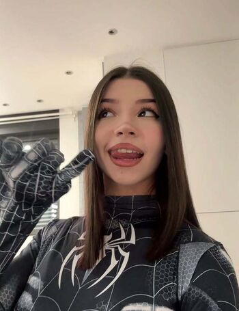 Full leaked Spider girl into the thot verse private onlyfans photo