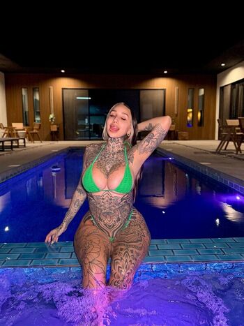 Full leaked Split tongue bri private onlyfans photo