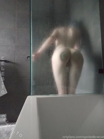 Full leaked Spoiledbratcat page private onlyfans photo