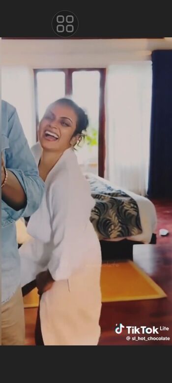 Full leaked Sri lanka page private onlyfans photo