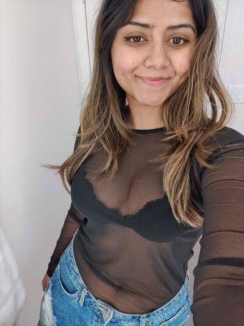 Full leaked Srishti sharma private onlyfans photo