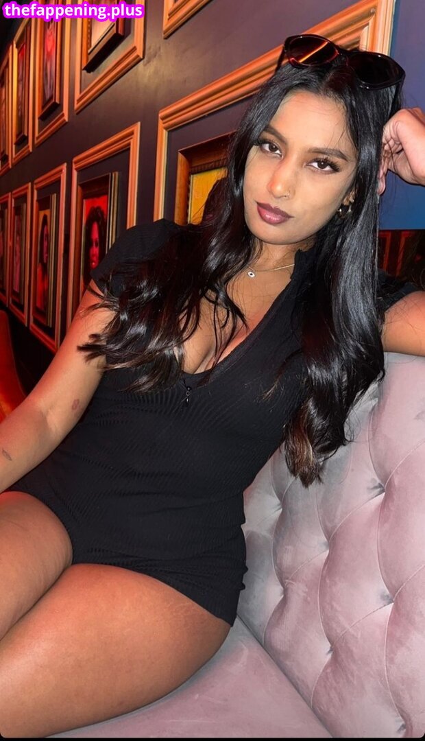 Ssaiyuree Fotografie OnlyFans Dezbrăcată #11