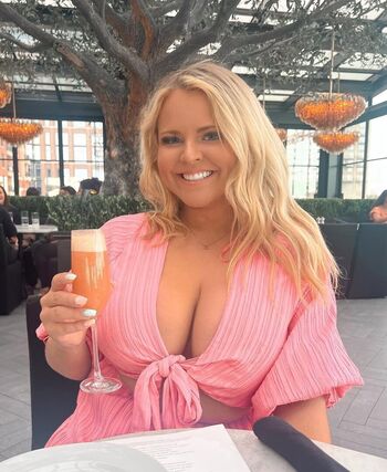 Full leaked Ssarahgmartin private onlyfans photo